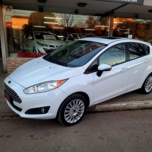 FORD FIESTA KINETIC SE PLUS 2014