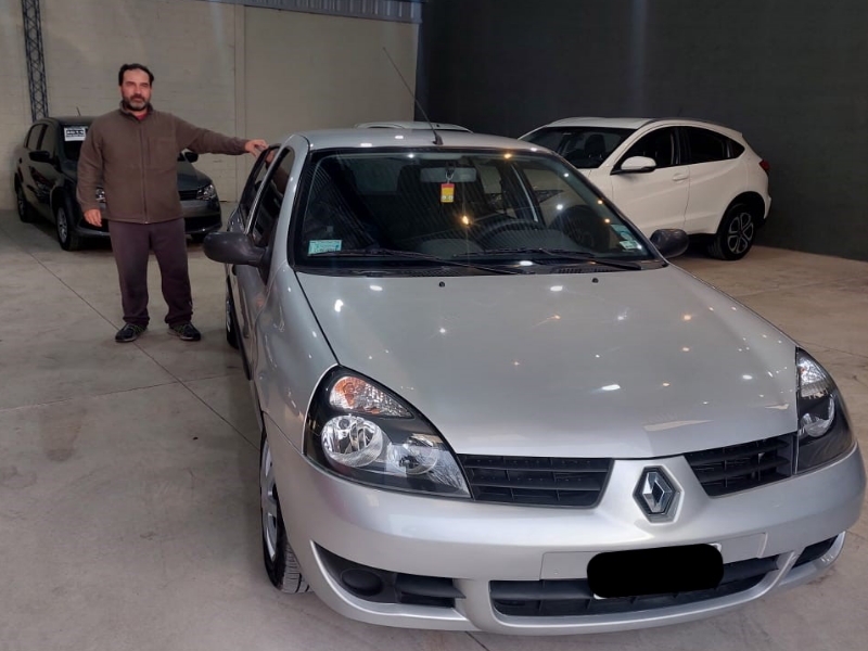 ENTREGA RENAULT CLIO AUTENTIQUE PACK II 5P. 2012 -PABLO-