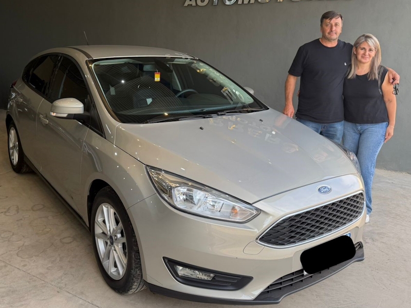 ENTREGA FORD FOCUS III S 5P. 2019 -ROBERTO Y corina-